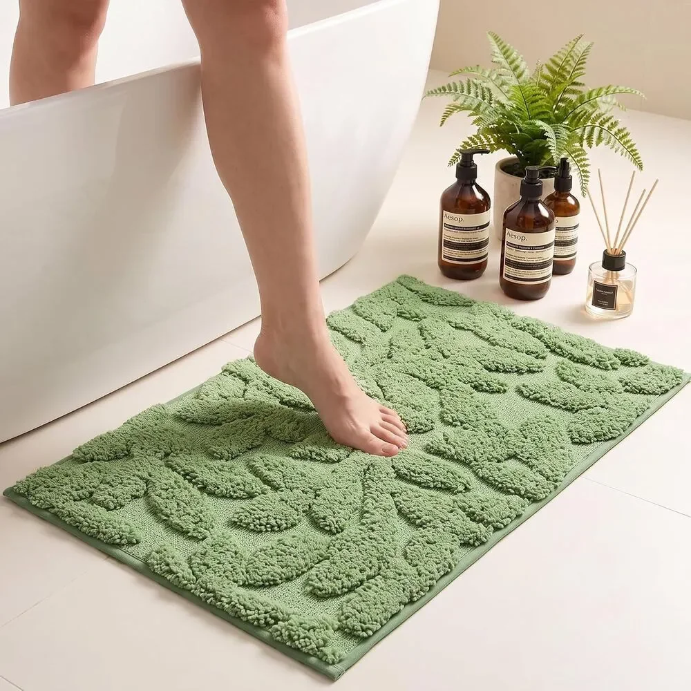 Sage Green Leaf Bathroom Rug 20x32 Plush Microfiber Non-Slip Absorbent Bath Mat